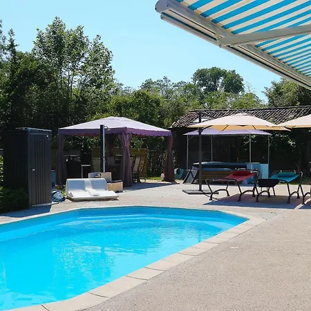 לינה וארוחת בוקר Ursuslodge סוסטון