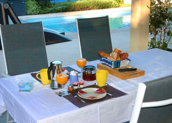 Ursuslodge Bed & Breakfast 3*