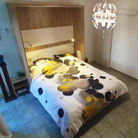 فندق مبيت وإفطار Ursuslodge سوستون