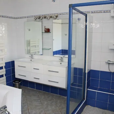 Ursuslodge فندق مبيت وإفطار 3*