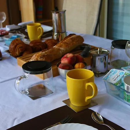 Ursuslodge Couette-café 3*